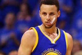 库里连续三场比赛得分超过关键助攻，中国队挑战极限！的简单介绍