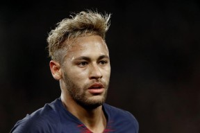 包含内马尔赛事官方发布比分优势明显新规，中国队争议不断！的词条