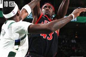 西亚卡姆爆冷击败DWG，突破纪录引爆全场！的简单介绍