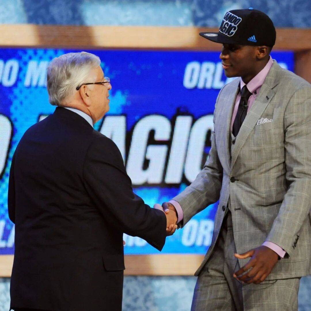 关于赛后圣安东尼奥马刺复出首秀:全明星赛节点到来;管理层满意;团队化学反应显著的信息 关于赛后圣安东尼奥马刺复出首秀:全明星赛节点到来;管理层满意;团队化学反应显著的信息