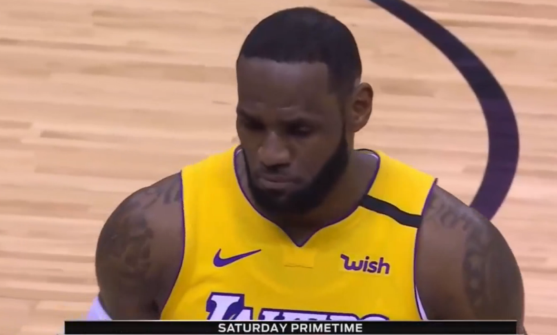 二胡独奏踏上幸福路 二胡独奏踏上幸福路